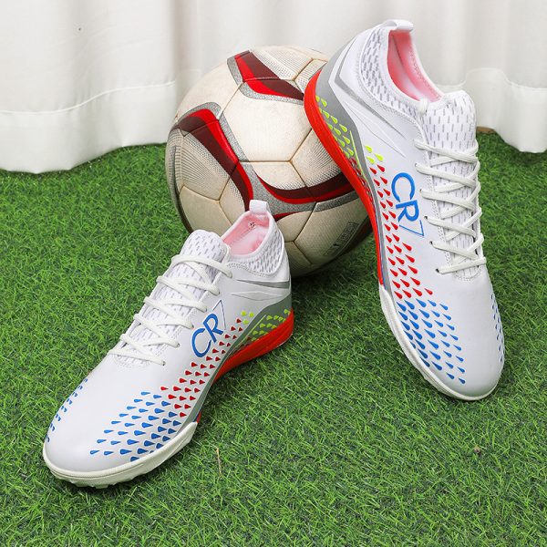 Professional football shoes for sports and leisure, shock-absorbing, ultra-light men, wear-resistant, comfortable and anti-slip - Image 4